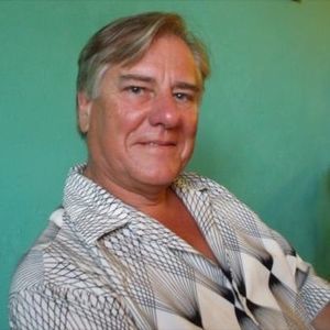 Meet your Posher, Pierre